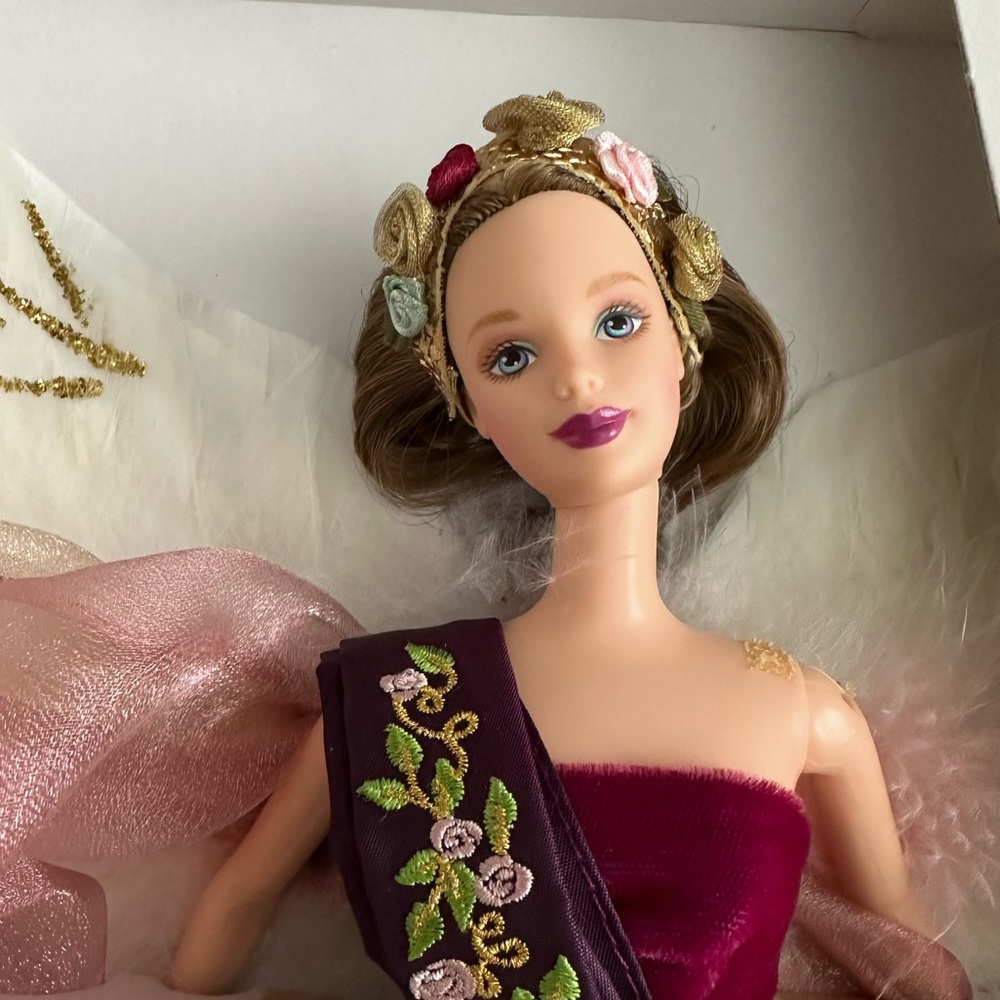 1999 Barbie - Angels of Music - Never De-Boxed - Beautiful New Condition